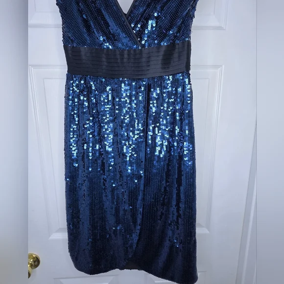 BCBGMAXAZRIA Reeve Sequin V-Neck Cocktail Dress Cobalt Blue XS - Picture 8 of 12